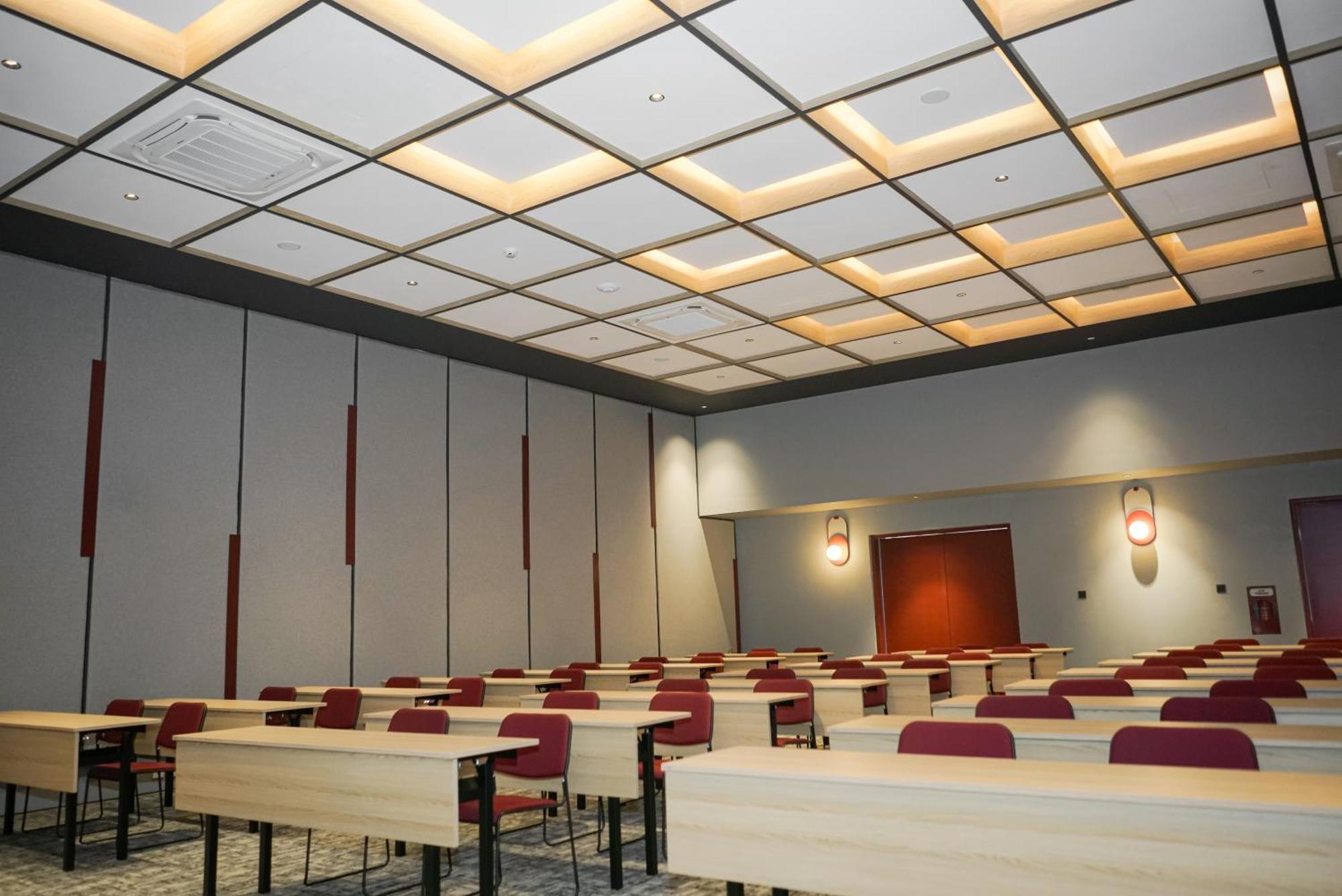 Kotta Go Hotel Tegal Bagian luar foto