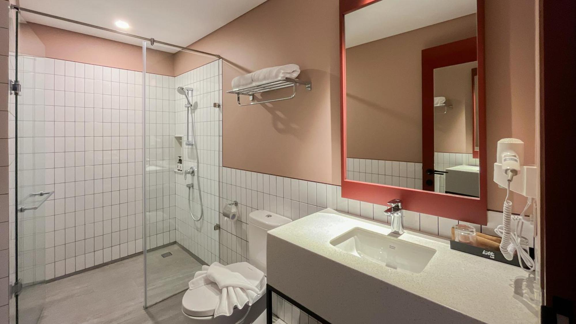 Kotta Go Hotel Tegal Bagian luar foto